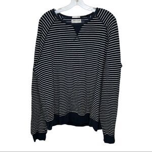Lamb & Flag Pullover Shirt